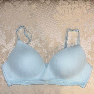Victoria’s Secret t-shirt bra 36 B